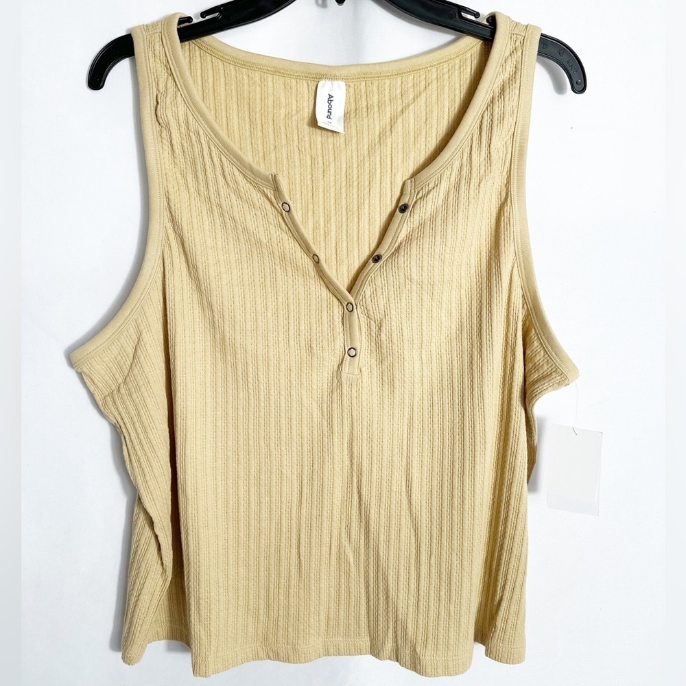 NWT Abound Button Down Tank Top